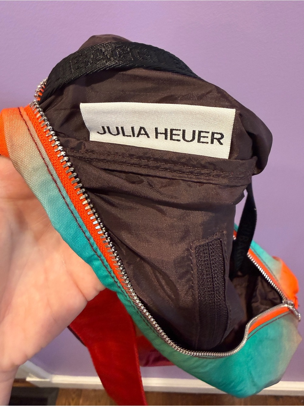 baggu x julia heuer medium crescent nylon bag red teal - Picture 5 of 6